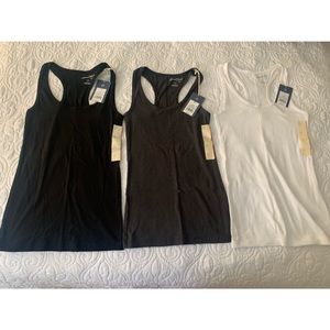 Universal Thread Tank Top Bundle